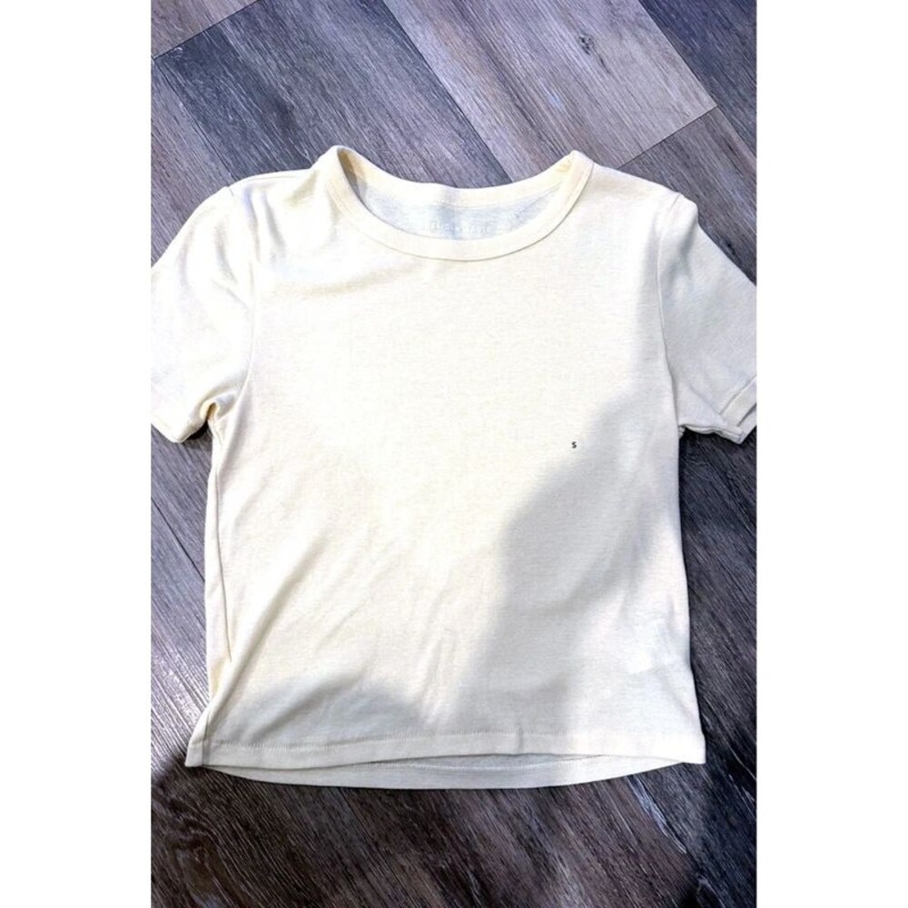 American Eagle Cream Tee Womens S Pale Yellow Basics